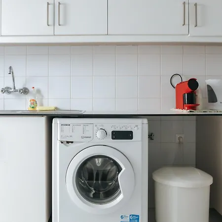 Aquilla Family 305 * Lizbona