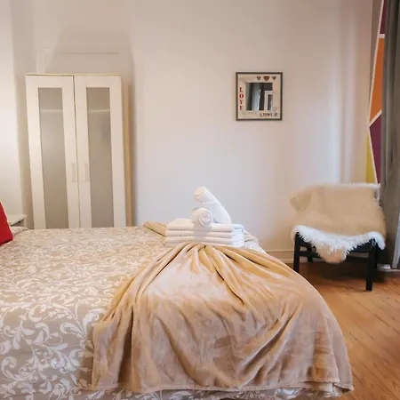 Aquilla Family 305 Lisboa