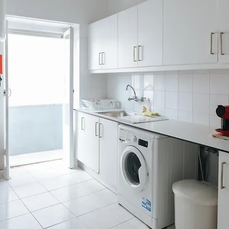 Aquilla Family 305 Lissabon